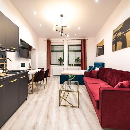 Golden Moonlight Apartamento Zielona Góra Exterior foto