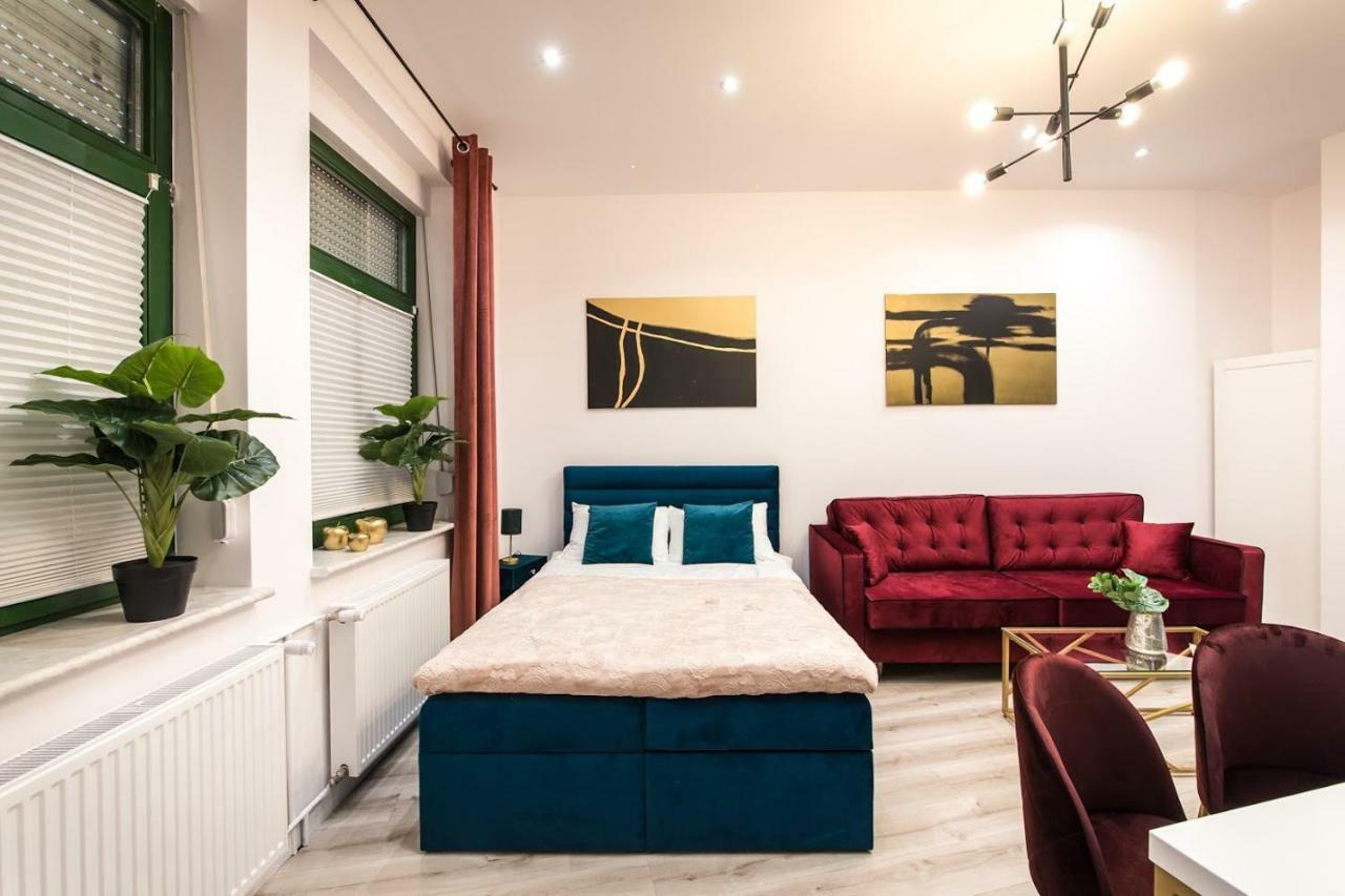 Golden Moonlight Apartamento Zielona Góra Exterior foto